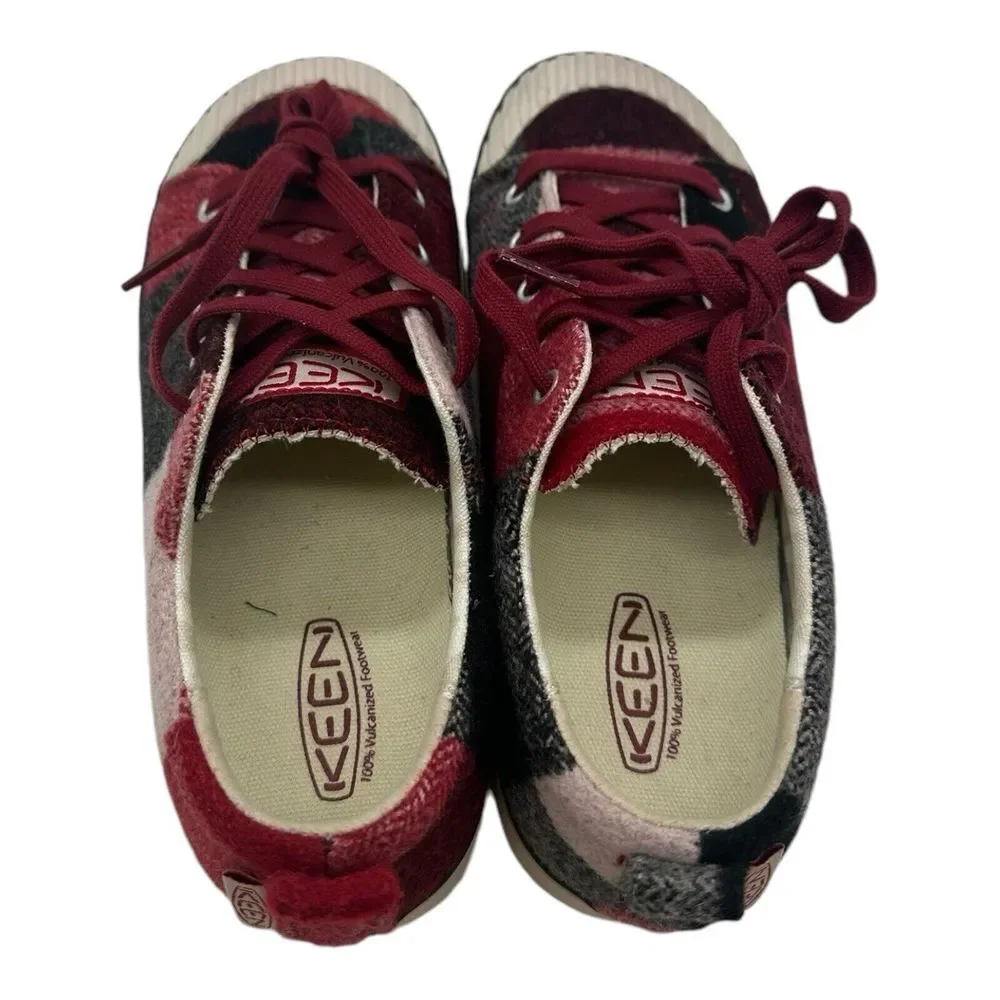 Keen Elsa Sneakers Women's Size 7 Red Gray Buffalo‎ Plaid Lace Up Shoes 1017968